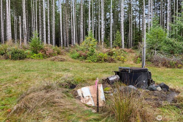 7111 Larson Lane NW, Seabeck, WA 98380