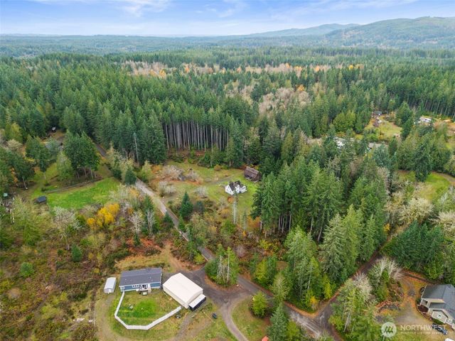 7111 Larson Lane NW, Seabeck, WA 98380