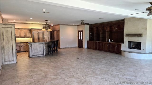 114583 S 4172 Road 119, Eufaula, OK 74432