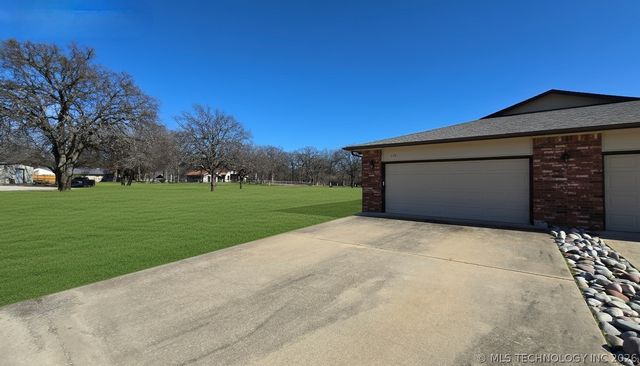 114583 S 4172 Road 119, Eufaula, OK 74432