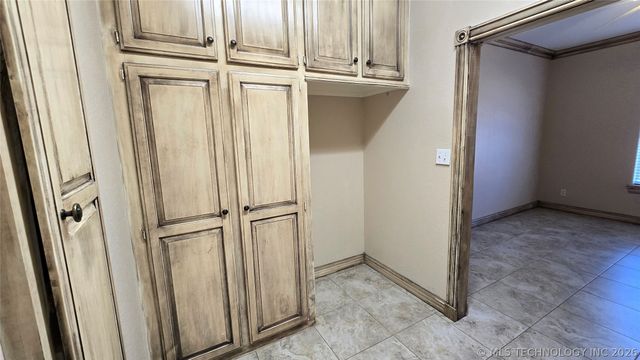 114583 S 4172 Road 119, Eufaula, OK 74432