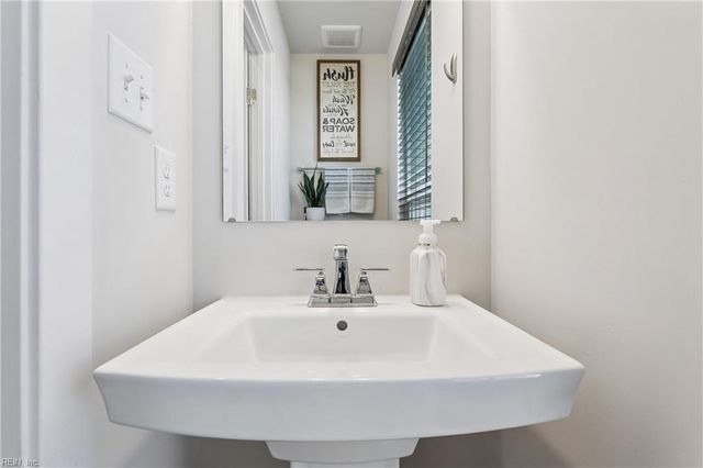 127 Legacy BLVD, Poquoson, VA 23662