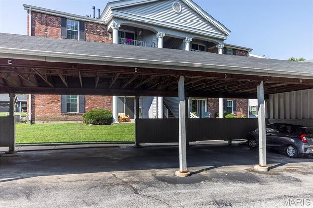 7515 Triwoods Drive D, Shrewsbury, MO 63119