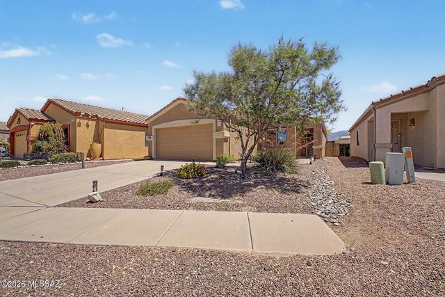 9877 E Spanish Flower Court, Tucson, AZ 85748