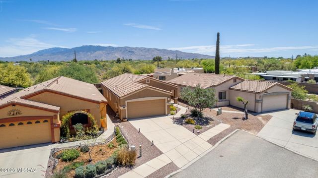 9877 E Spanish Flower Court, Tucson, AZ 85748