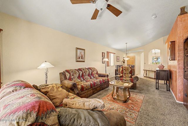 9877 E Spanish Flower Court, Tucson, AZ 85748