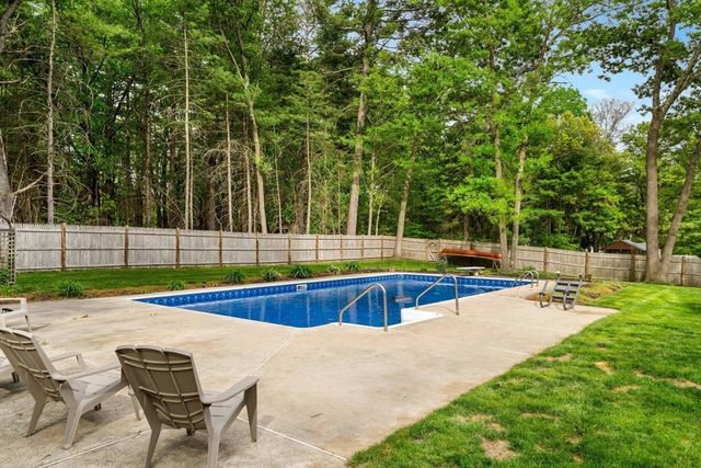 20 Blease Drive, Tewksbury, MA 01876