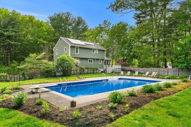 20 Blease Drive, Tewksbury, MA 01876