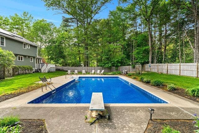 20 Blease Drive, Tewksbury, MA 01876