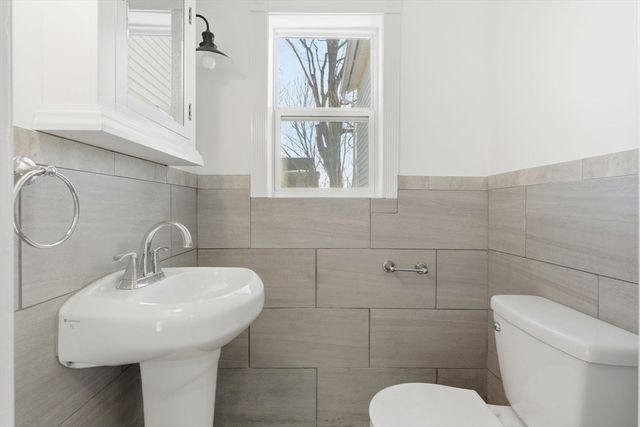 36 Chestnut St., Marlborough, MA 01752