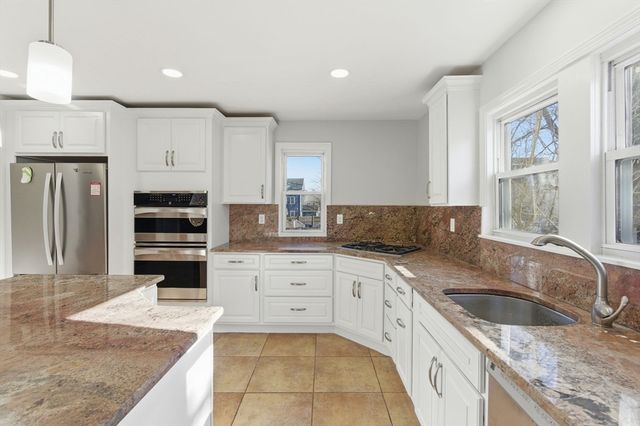 36 Chestnut St., Marlborough, MA 01752