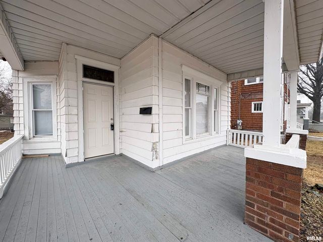 314 E ARCHER Avenue, Peoria, IL 61603