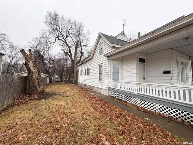 314 E ARCHER Avenue, Peoria, IL 61603