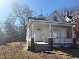 314 E ARCHER Avenue, Peoria, IL 61603