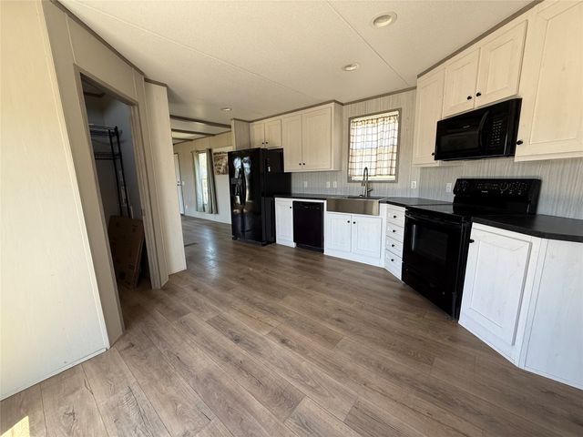 14200 County Road 2180, Richland, TX 76681