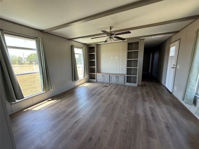 14200 County Road 2180, Richland, TX 76681