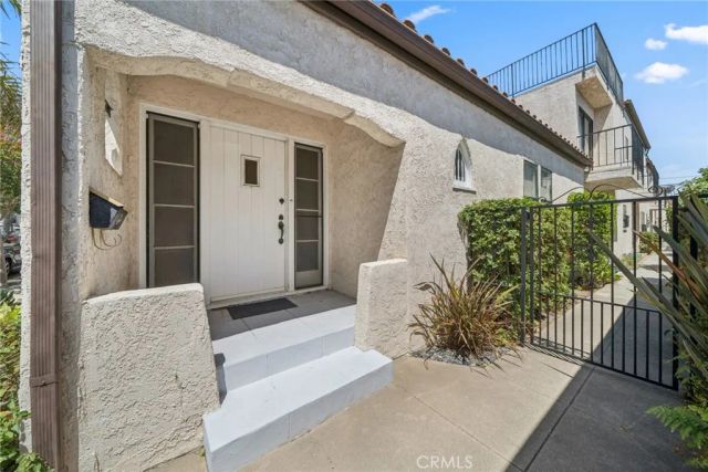 142 6th Street, Seal Beach, CA 90740