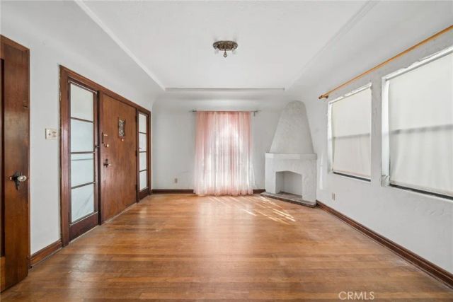 142 6th Street, Seal Beach, CA 90740