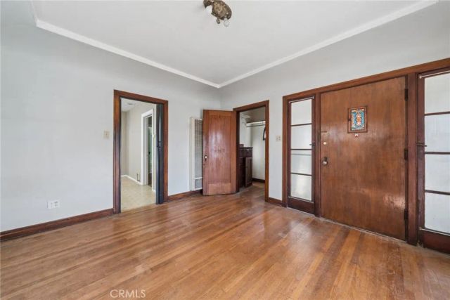 142 6th Street, Seal Beach, CA 90740