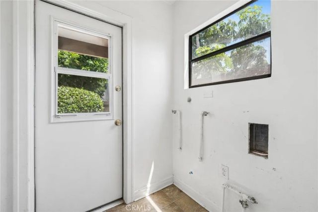 142 6th Street, Seal Beach, CA 90740