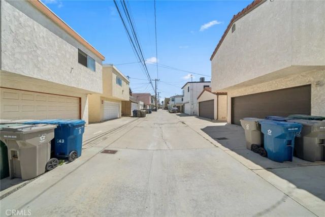 142 6th Street, Seal Beach, CA 90740