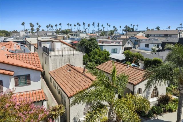142 6th Street, Seal Beach, CA 90740