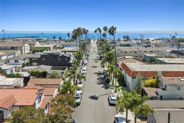 142 6th Street, Seal Beach, CA 90740