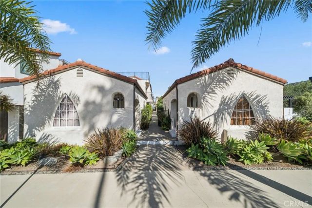 142 6th Street, Seal Beach, CA 90740