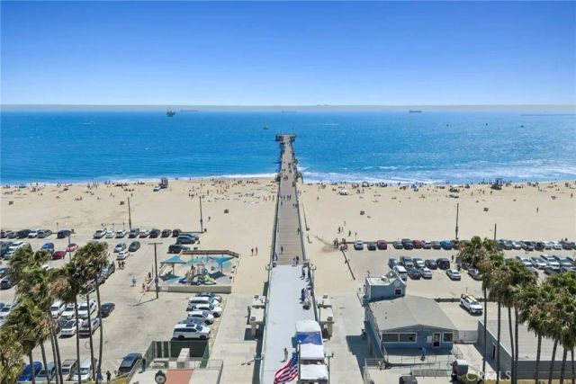 142 6th Street, Seal Beach, CA 90740