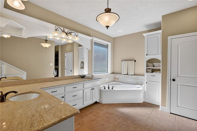 2468 Stone Castle Circle, College Station, TX 77845