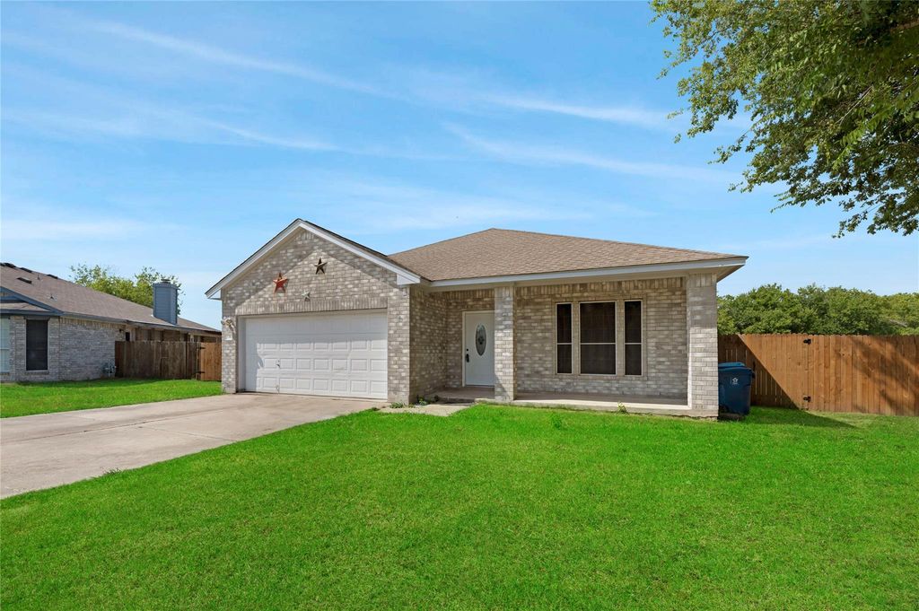 136 Shenandoah TRL, Elgin, TX 78621