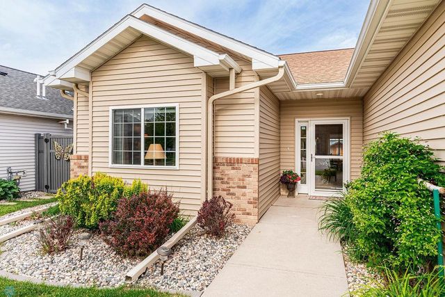 3411 25th Street S, Moorhead, MN 56560