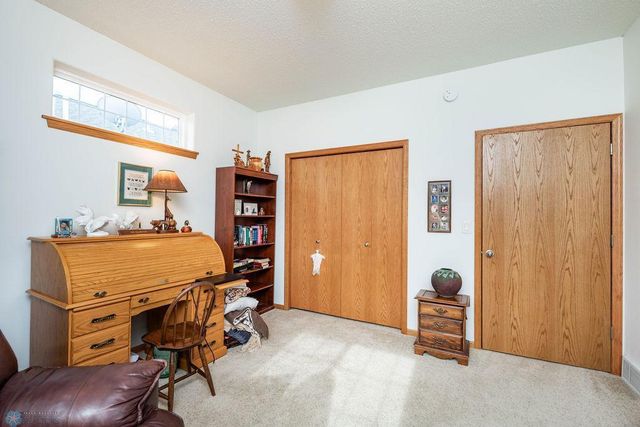 3411 25th Street S, Moorhead, MN 56560