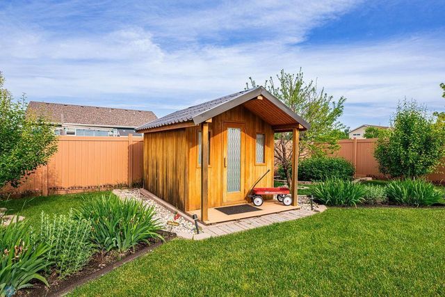 3411 25th Street S, Moorhead, MN 56560