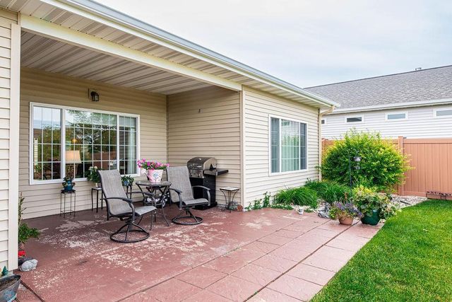 3411 25th Street S, Moorhead, MN 56560