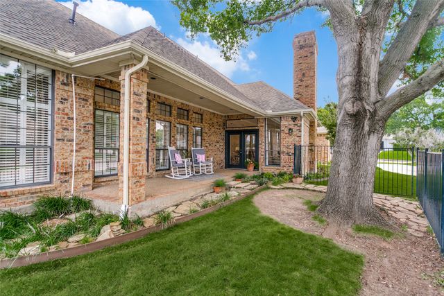 2717 Country Place, Carrollton, TX 75006
