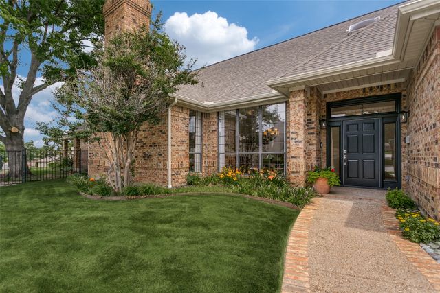 2717 Country Place, Carrollton, TX 75006