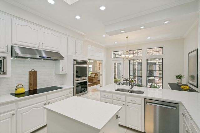 2717 Country Place, Carrollton, TX 75006