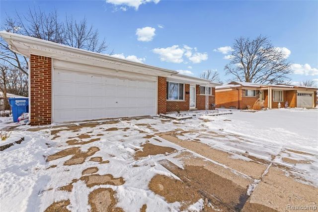 26717 Karen Avenue, Warren, MI 48091