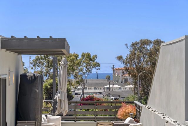 2537 State, Carlsbad, CA 92008