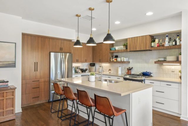 2537 State, Carlsbad, CA 92008