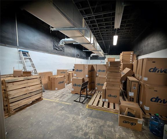 915 S ORANGE AVENUE, Orlando, FL 32806