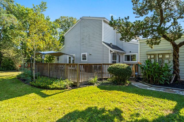 71 Hideaway Drive, Friendswood, TX 77546