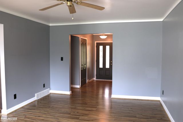 13339 Roxbury Drive, Sterling Heights, MI 48312