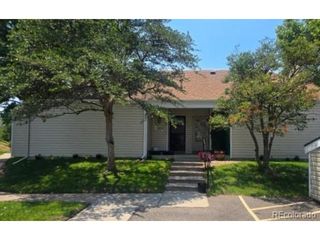 2600 S Xanadu Way B, Aurora, CO 80014