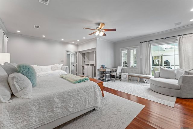 2130 Rue Bienvenue, Baton Rouge, LA 70809