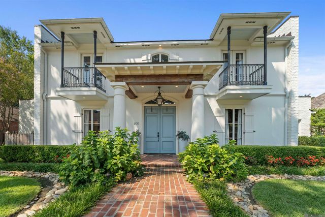 2130 Rue Bienvenue, Baton Rouge, LA 70809