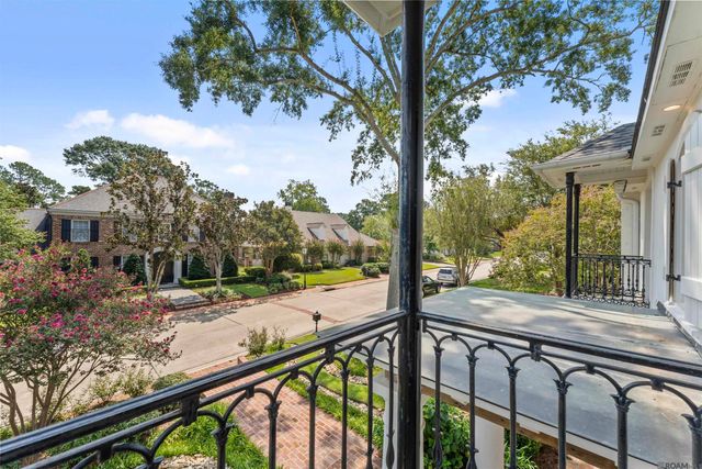 2130 Rue Bienvenue, Baton Rouge, LA 70809