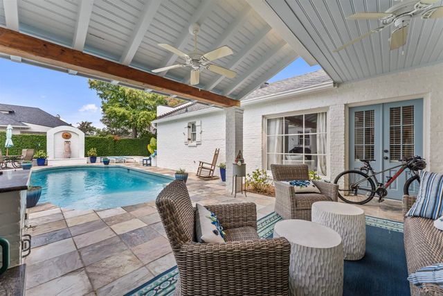 2130 Rue Bienvenue, Baton Rouge, LA 70809