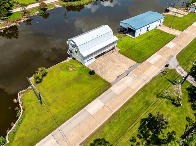 1470 Highway 55, Montegut, LA 70377